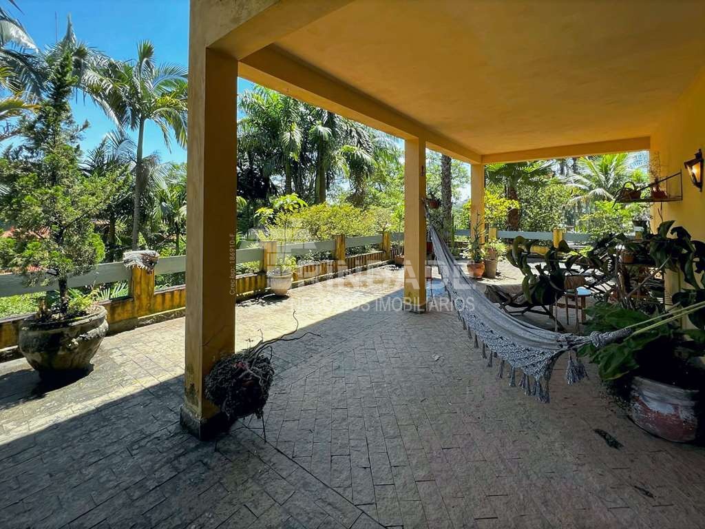 Casa com 5 dormitórios / 2suítes - Rústica e gourmet na Granja Viana, foto 53 de 65