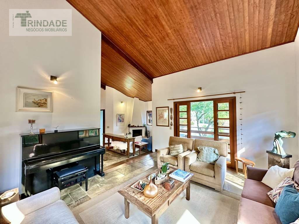 Casa com 4 dormitórios / 3 suítes, piscina, gourmet e muita natureza!, foto 14 de 55