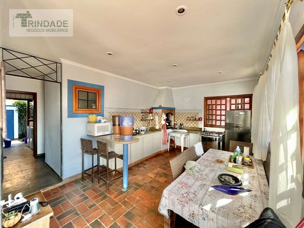 2 CASAS no mesmo lote, 6 dormitórios/5 suítes na Granja Viana, foto 57 de 59