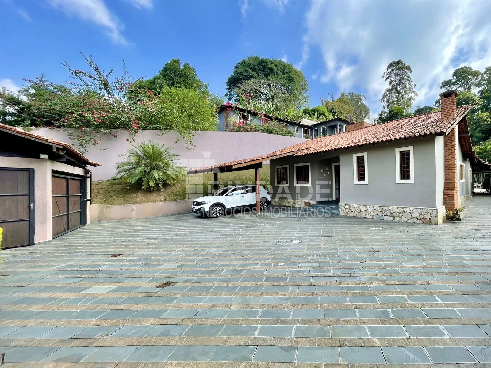 Casa térrea com 3 suítes na Granja Viana, foto 26 de 48