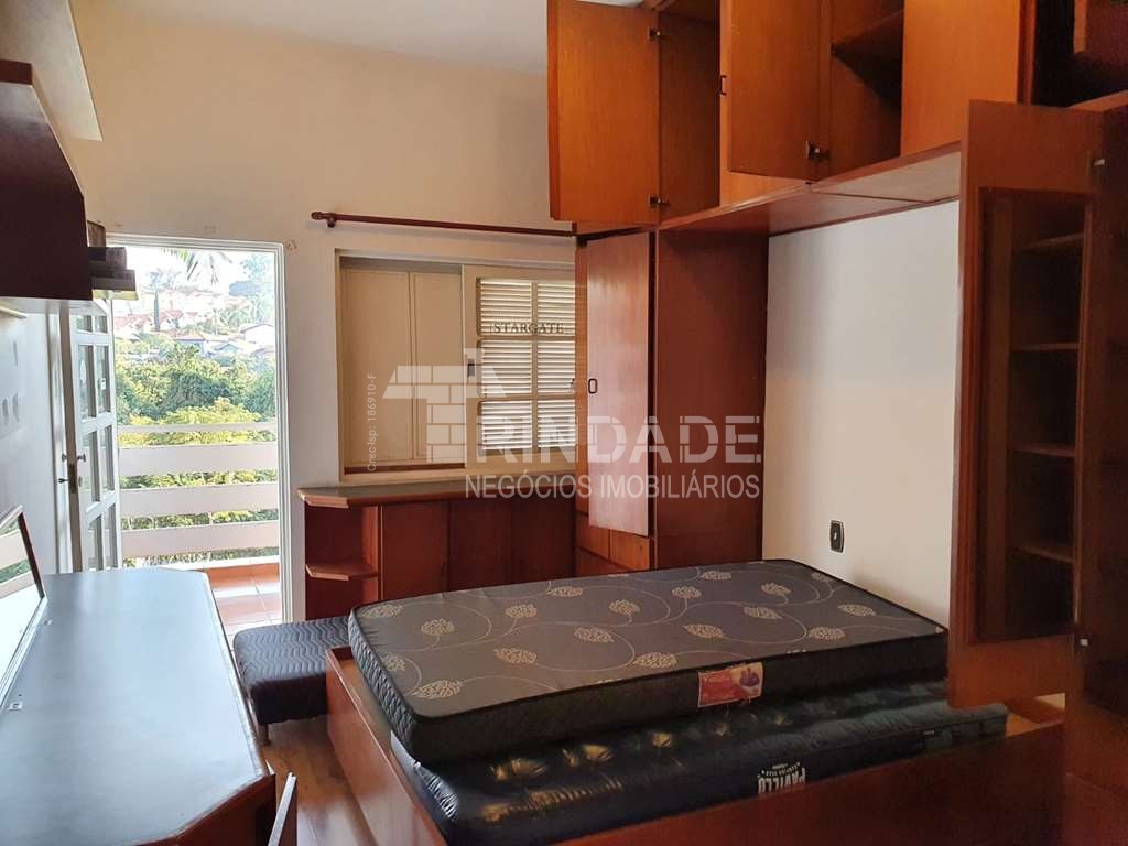 Casa com 3 suítes na Granja Viana, foto 22 de 51