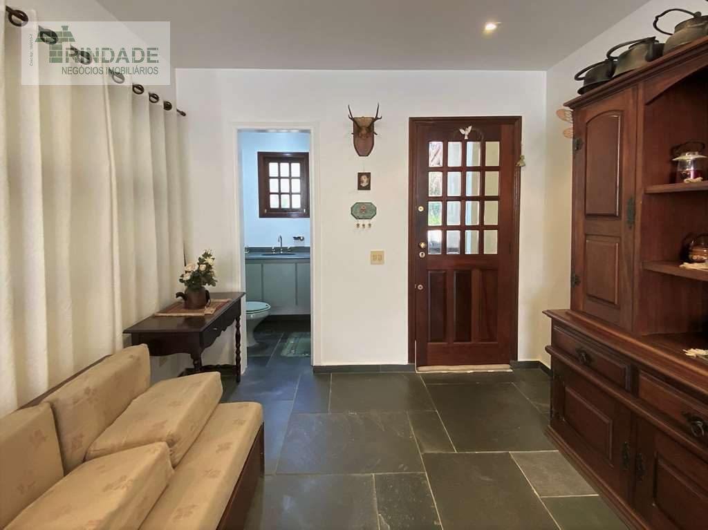 Casa Impecável com 4 dormitórios (2 suítes) e área gourmet na Granja Viana, foto 9 de 36
