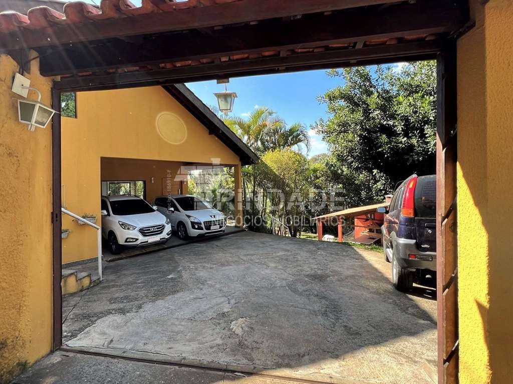 Casa com 4 dormitórios / 2 suítes - TÉRREA - Natureza e privacidade! , foto 1 de 43