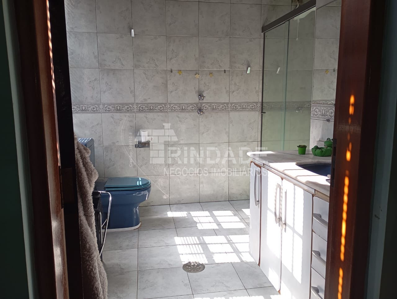 Casa com 4 dormitórios / 3 suítes na Granja Viana, foto 25 de 31