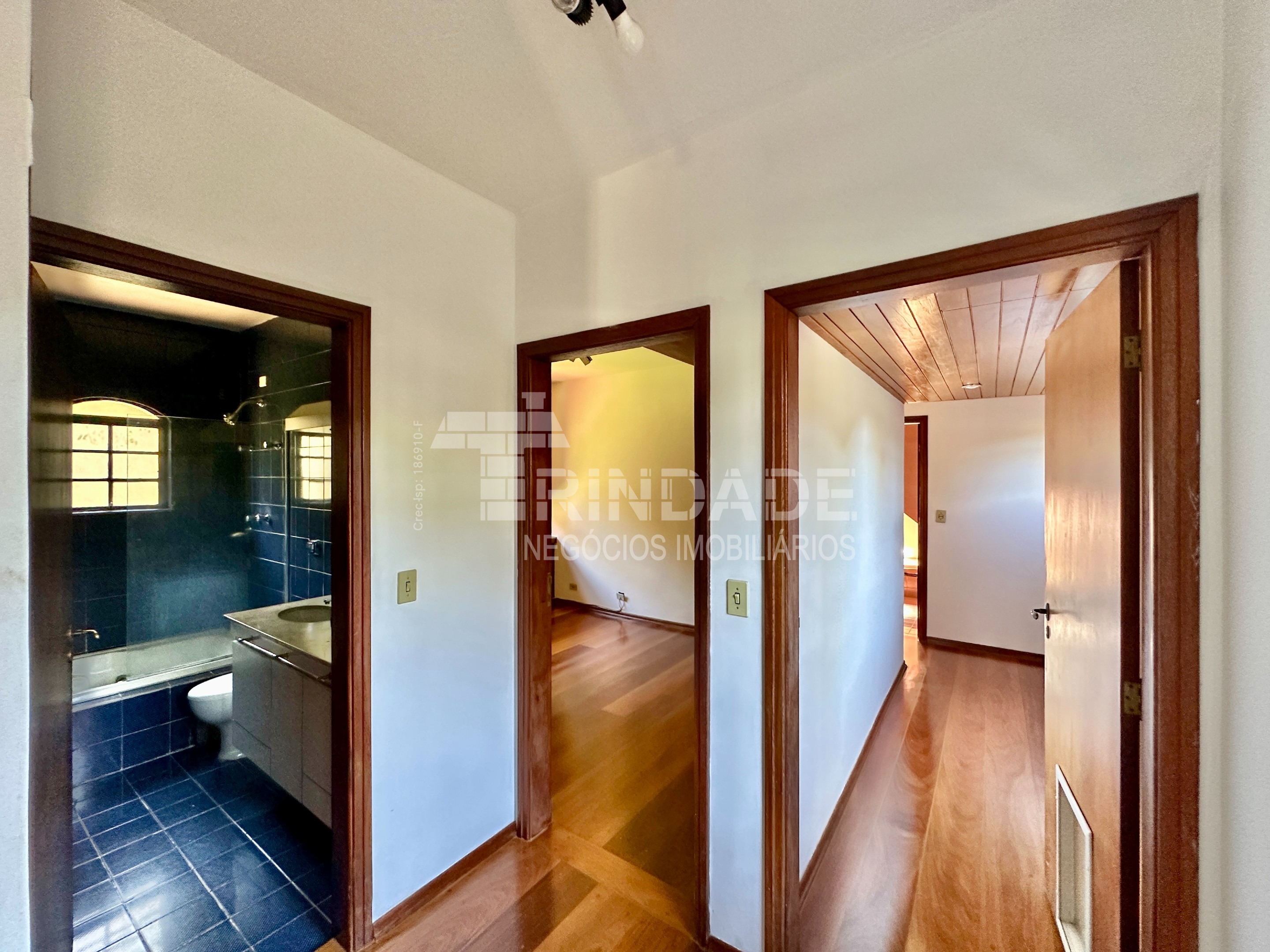 Casa com 4 dormitórios na Granja Viana / 322m², foto 26 de 52
