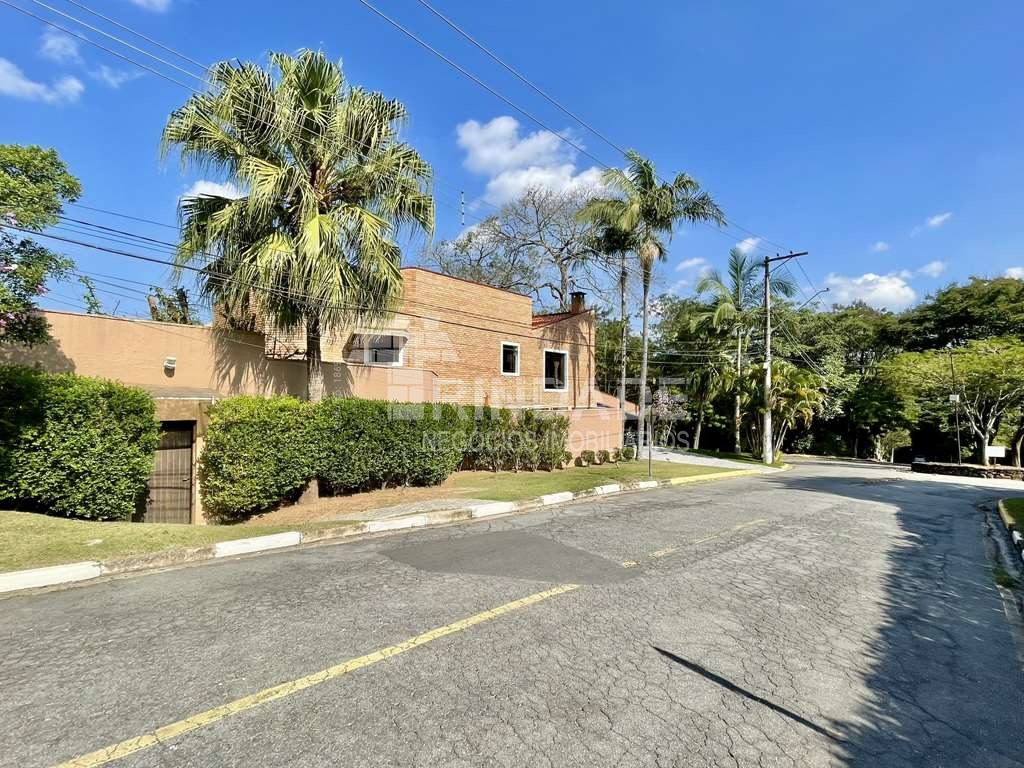 Ótima casa com 4 suítes na Granja Viana, foto 3 de 52