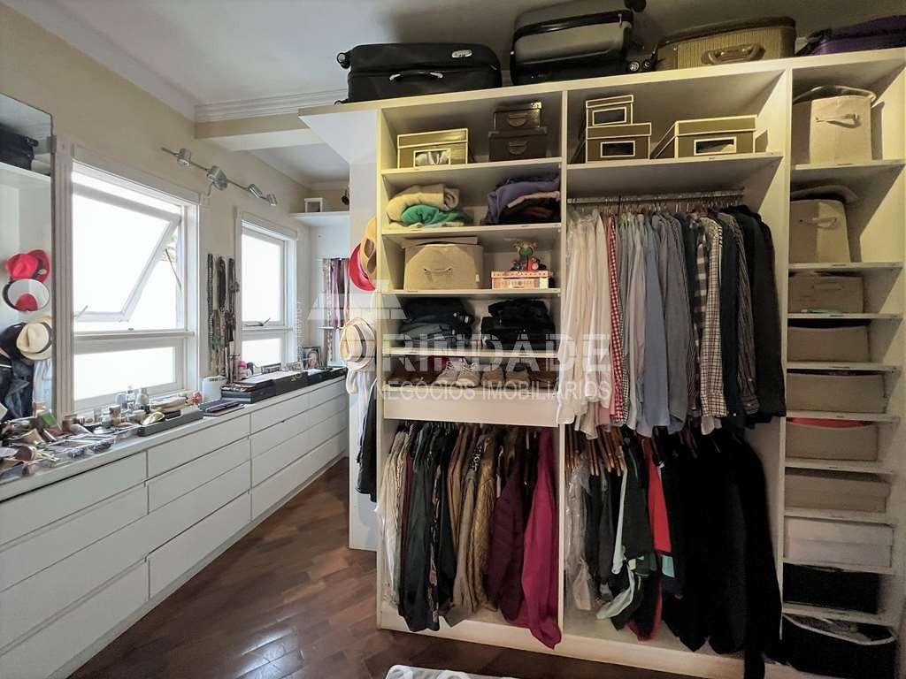 Casa impecável com 4 suítes no miolo da Granja Viana, foto 40 de 46