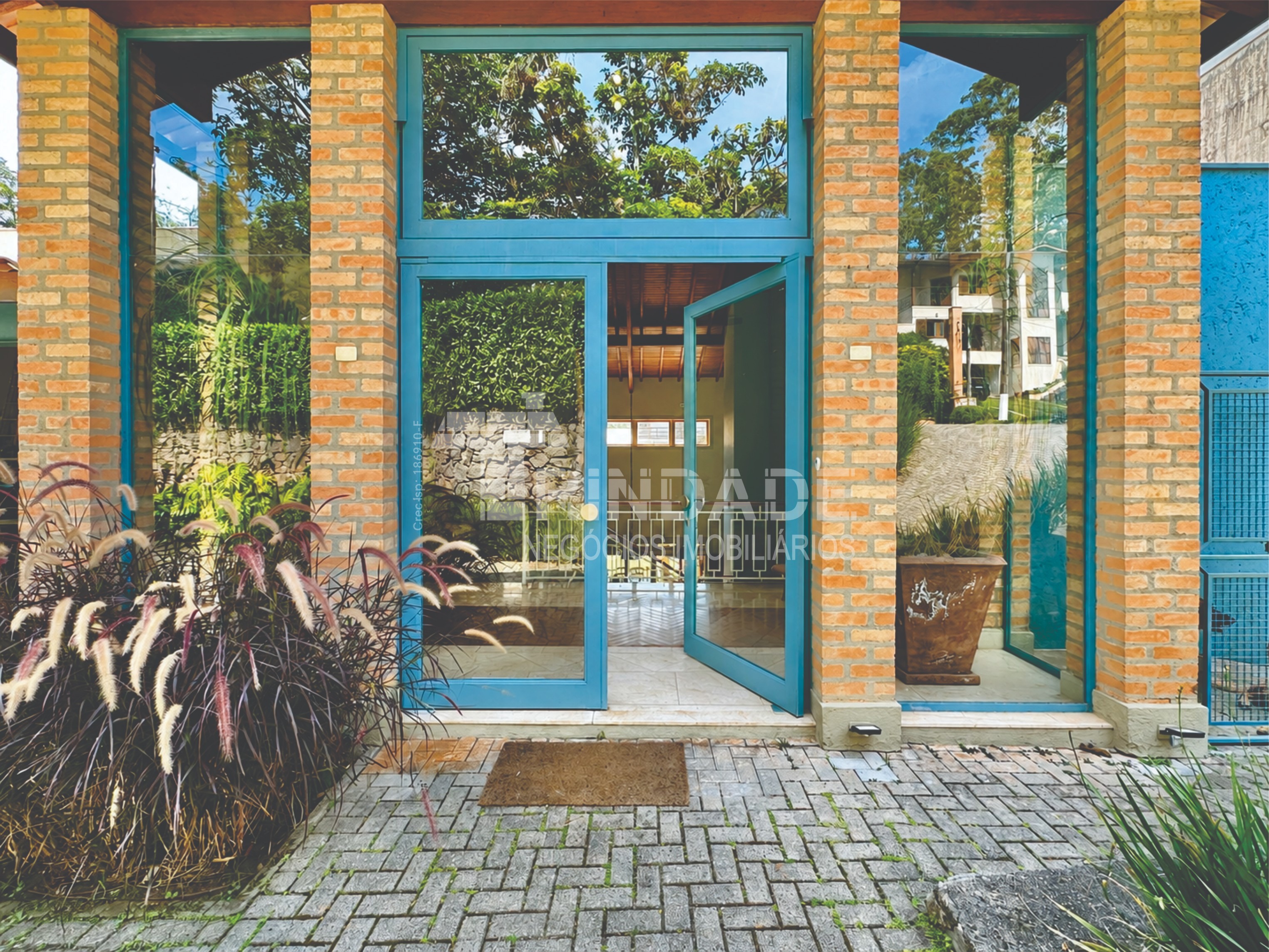 Casa linda de Arquiteto com 4 suítes na Granja Viana, foto 41 de 55