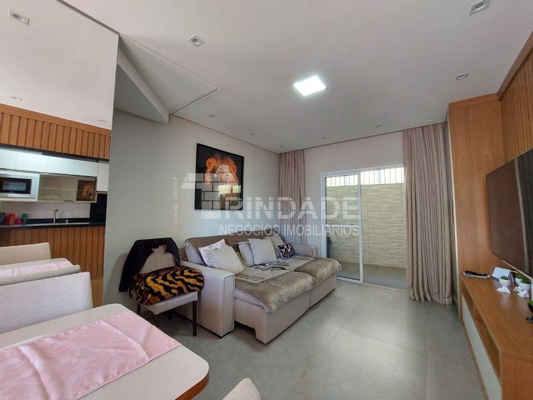 Casa com 2 dormitórios / 1 suíte, 85 m², foto 3 de 40