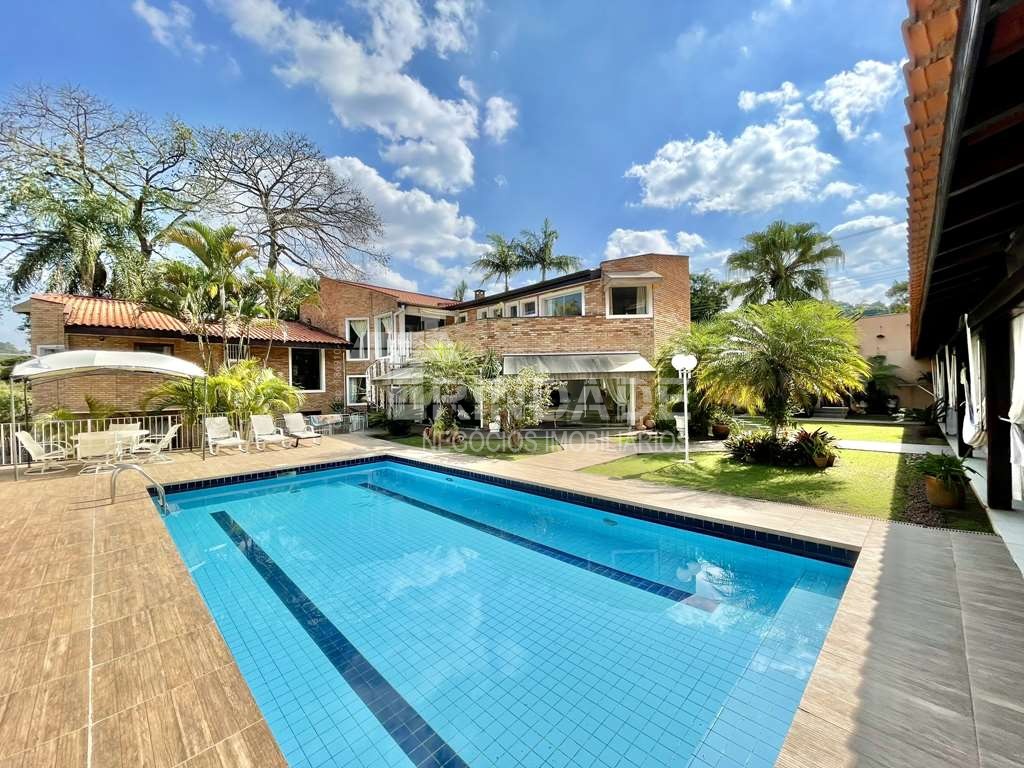 Ótima casa com 4 suítes na Granja Viana, foto 27 de 52