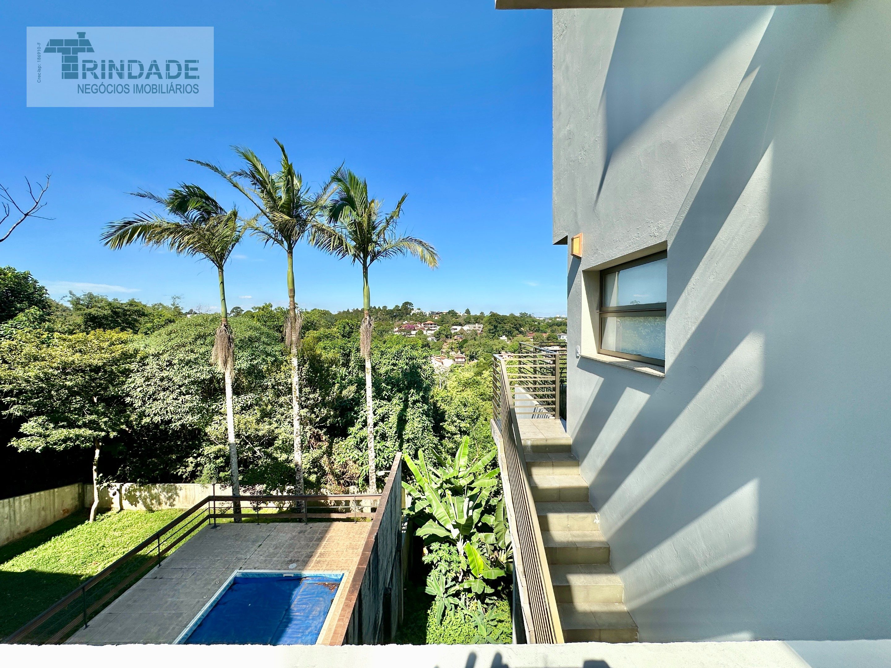 Casa impecável com 3 suítes, área gourmet, escritório e linda vista na Granja Viana, foto 32 de 56