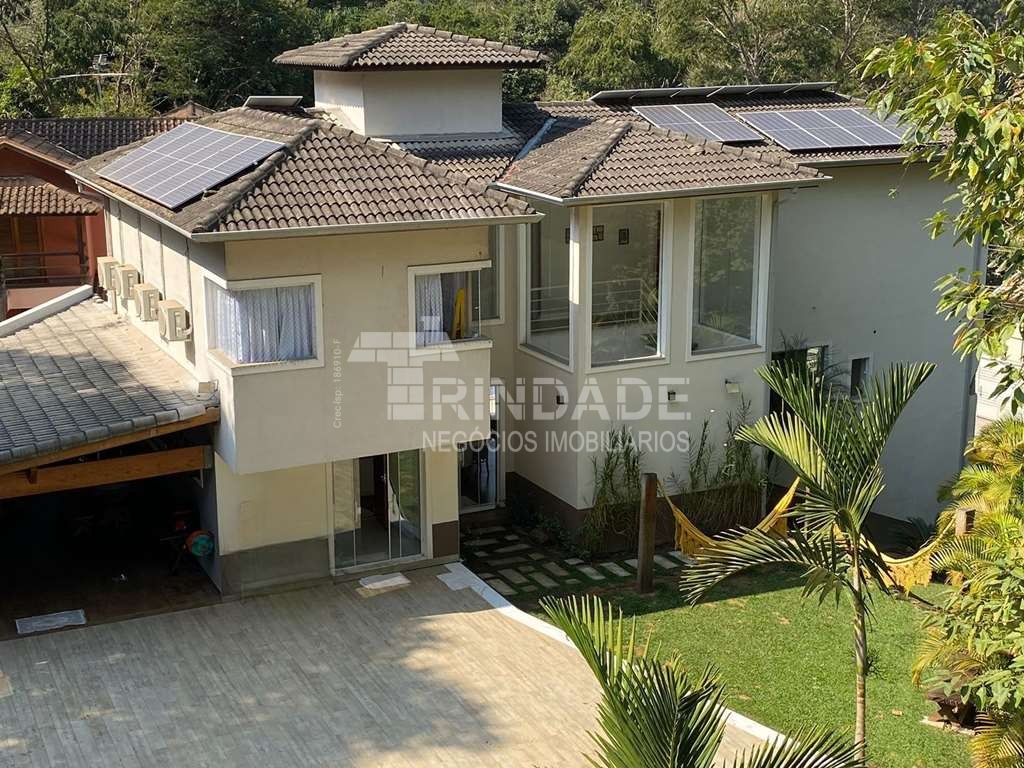Casa impecável com 4 dormitórios / 3 suítes na Granja Viana, foto 1 de 53