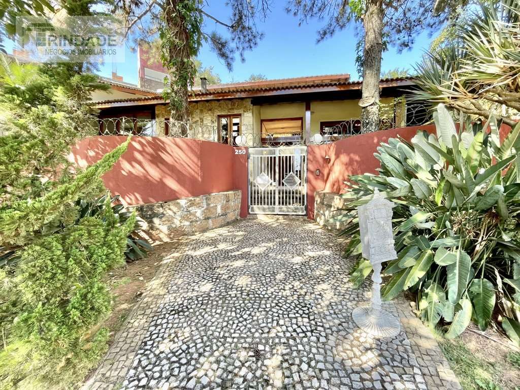 Casa impecável com 5 dormitórios / 3 suítes na Granja Viana, foto 8 de 53