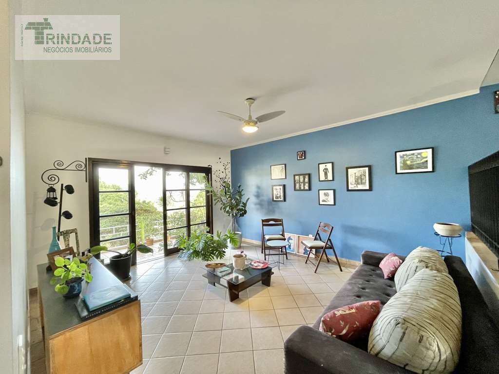 Casa com 4 dormitórios / 2 suíte na Granja Viana, foto 16 de 53