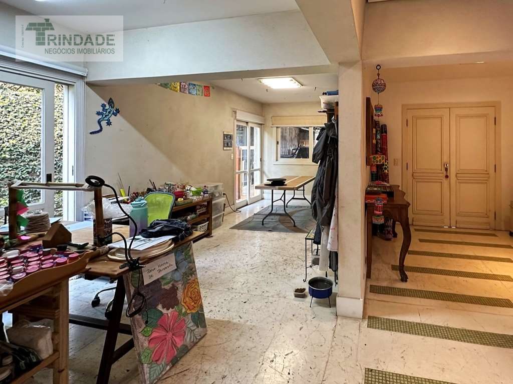 Casa térrea com 3 suítes na Granja Viana, foto 8 de 42