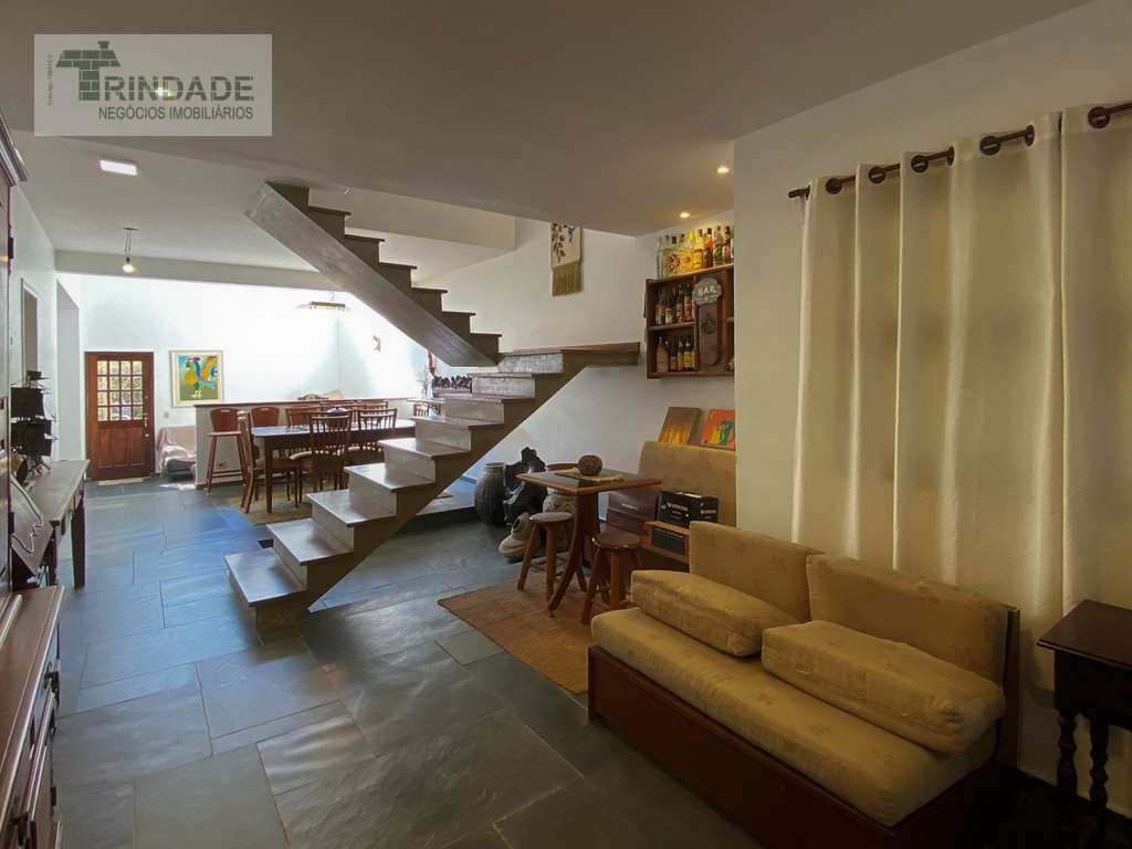 Casa Impecável com 4 dormitórios (2 suítes) e área gourmet na Granja Viana, foto 8 de 36