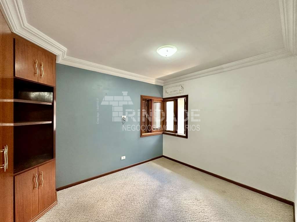 Casa Impecável com 4 dormitórios / 2 suítes na Granja Viana, foto 38 de 55