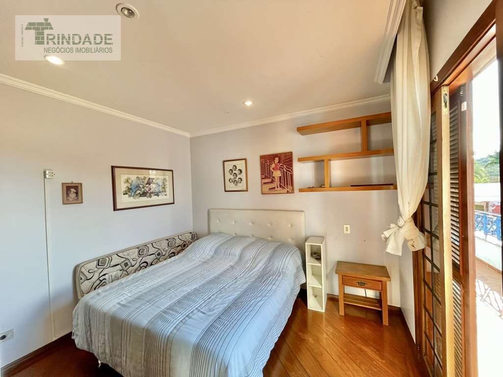 2 CASAS no mesmo lote, 6 dormitórios/5 suítes na Granja Viana, foto 41 de 59