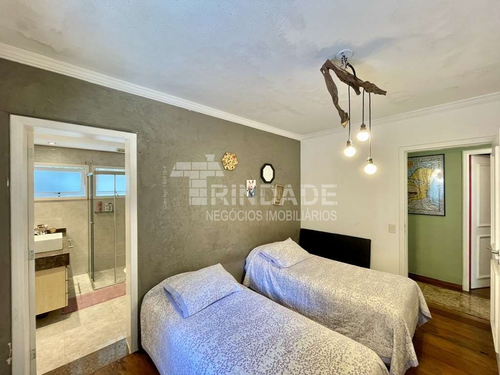 Casa impecável 90% térrea com 6 suítes na Granja Viana, foto 38 de 48