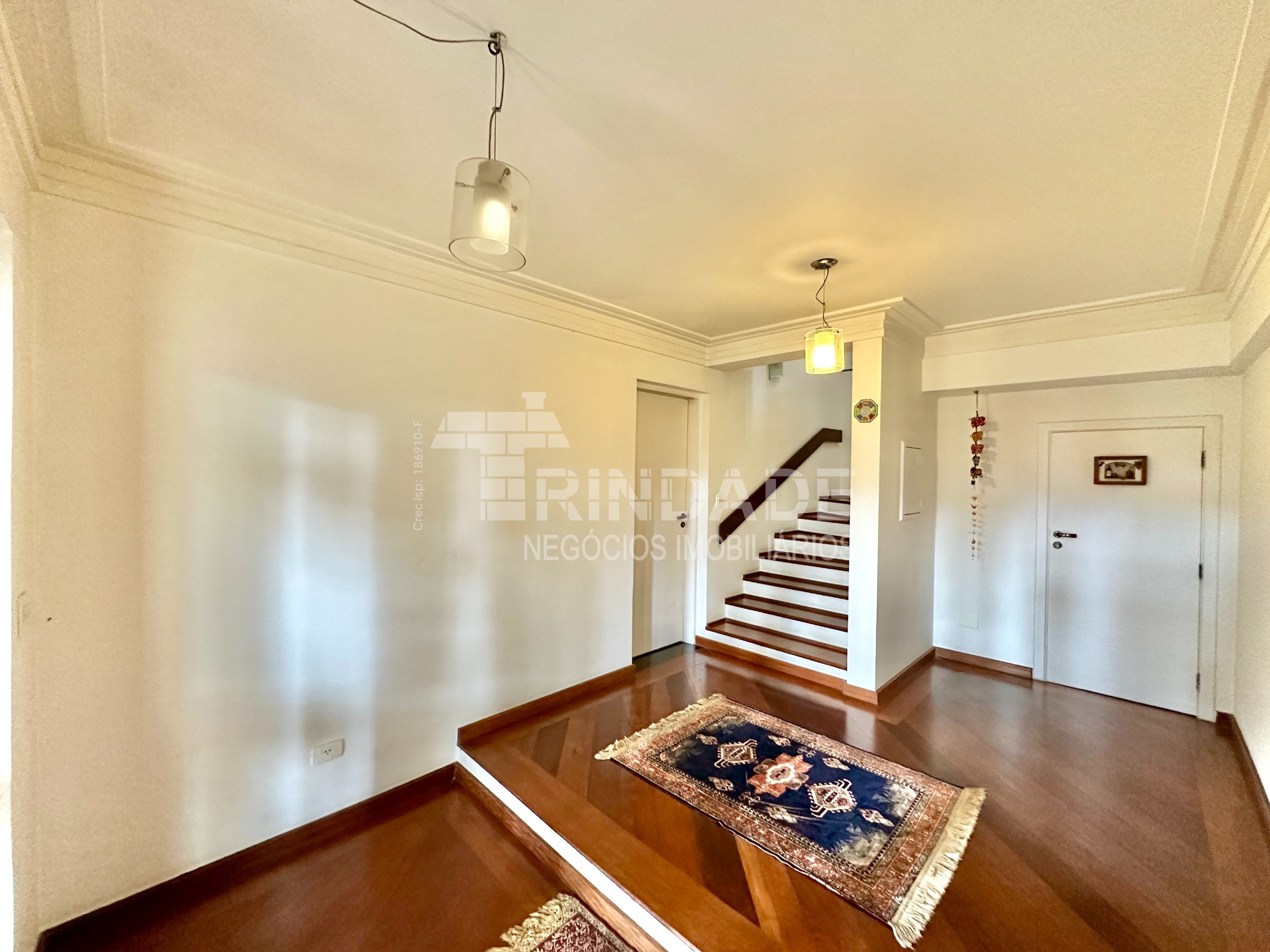 Casa impecável com 5 suítes na Granja Viana, foto 19 de 54