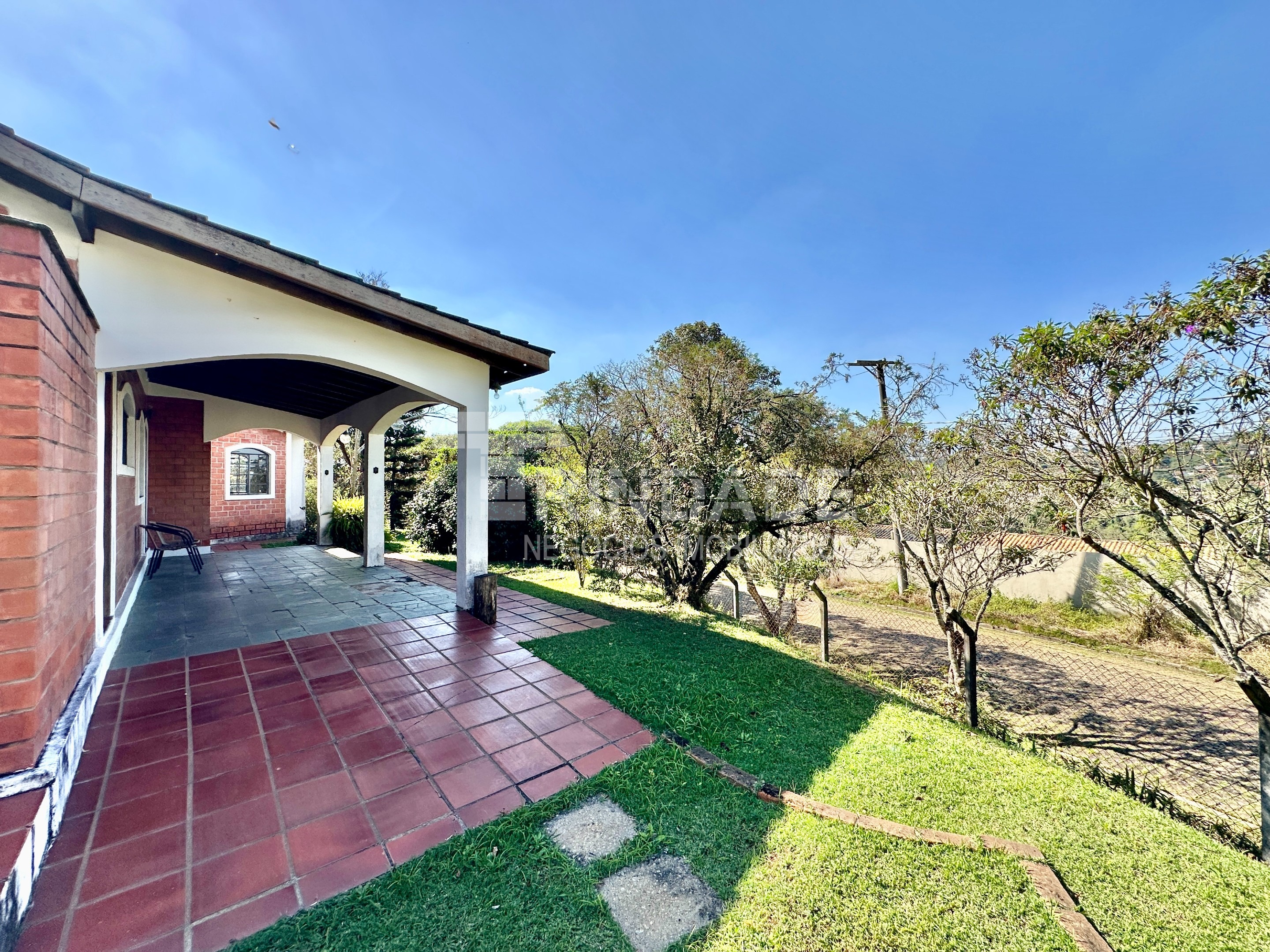 Casa com 4 dormitórios na Granja Viana / 322m², foto 39 de 52