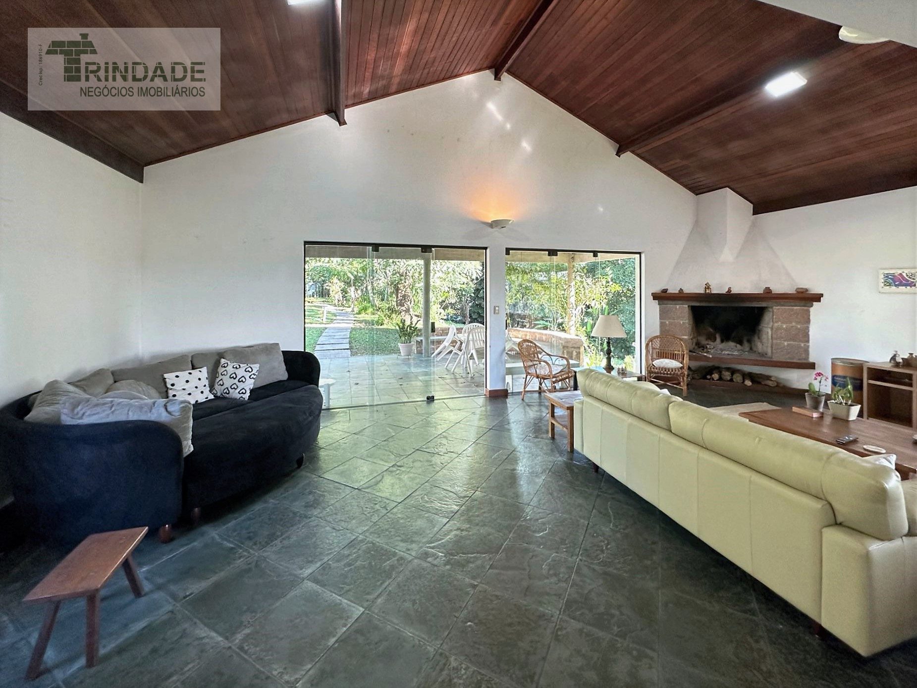 Casa em terreno de 10.490m² - Ideal para morar ou investir na Granja Viana, foto 16 de 48