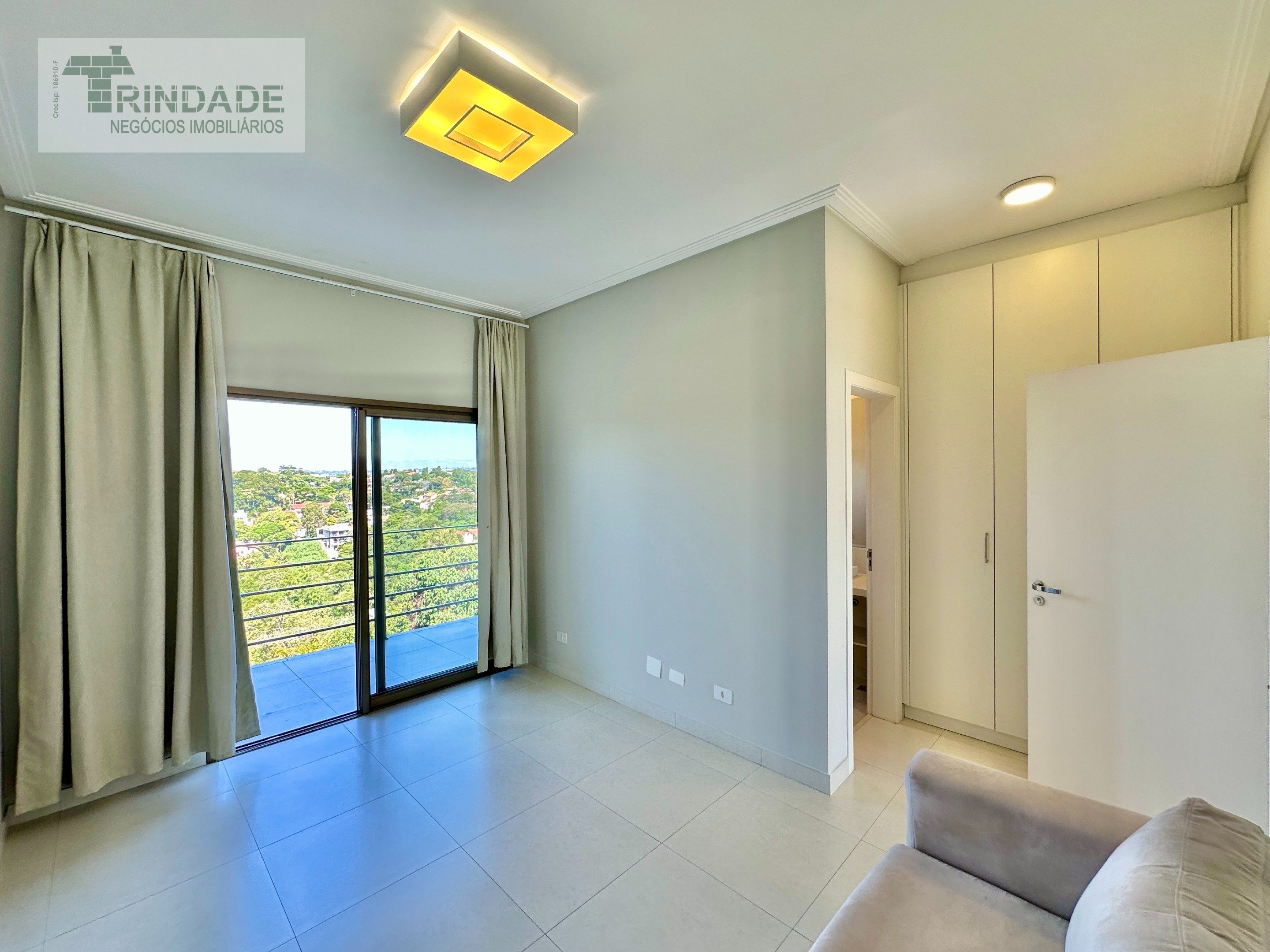 Casa impecável com 3 suítes, área gourmet, escritório e linda vista na Granja Viana, foto 45 de 56
