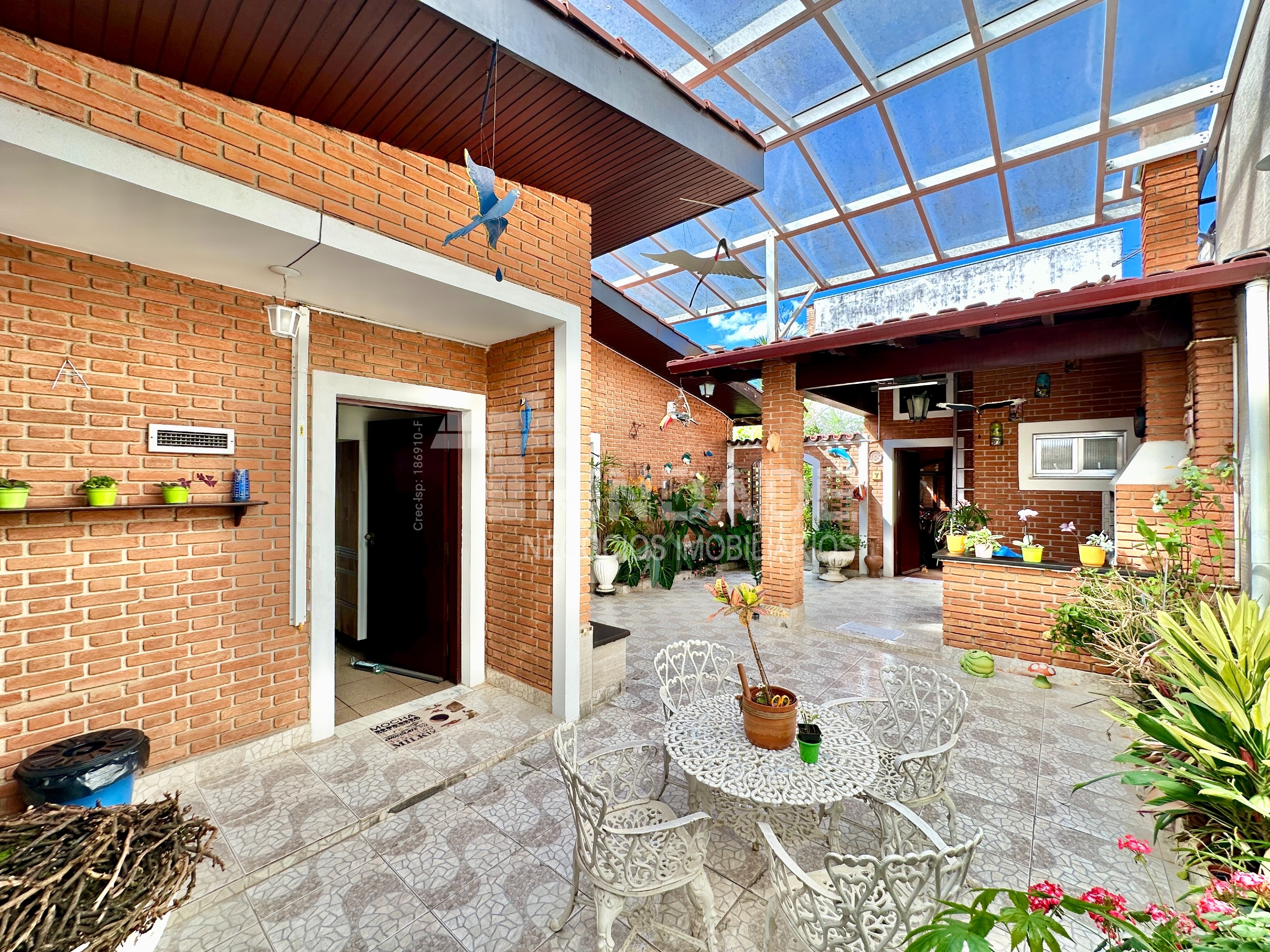 Casa Térrea com 3 dormitórios na Granja Viana, foto 40 de 52