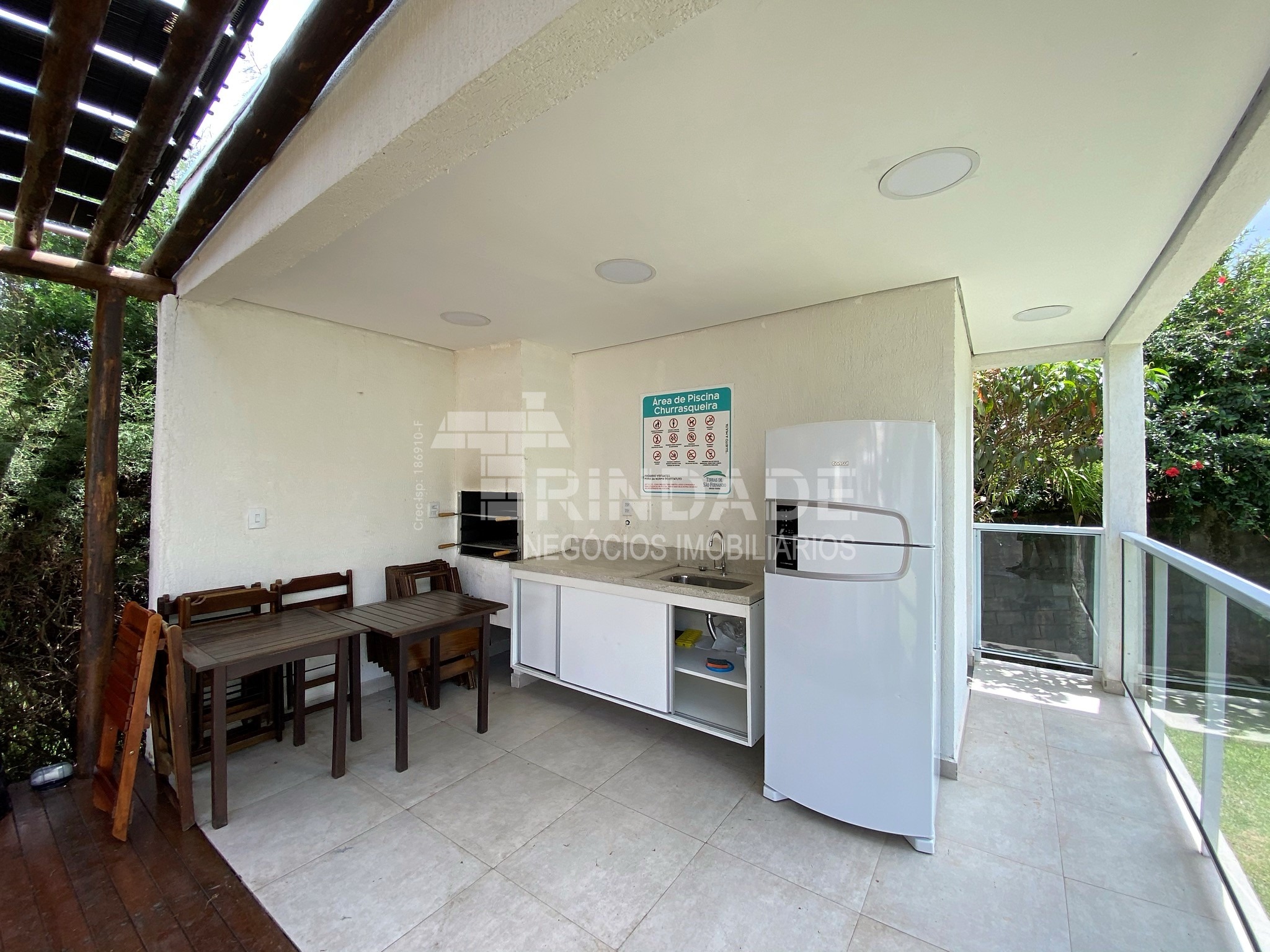 Casa Térrea com 2 dormitórios / 1 suíte na Granja Viana, foto 12 de 51