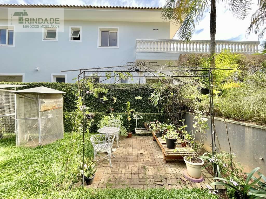 Casa com 4 dormitórios / 2 suíte na Granja Viana, foto 41 de 53