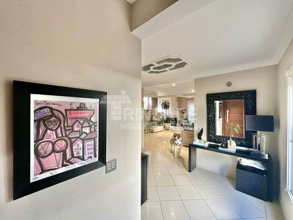 Casa impecável com 4 suítes no miolo da Granja Viana, foto 5 de 46