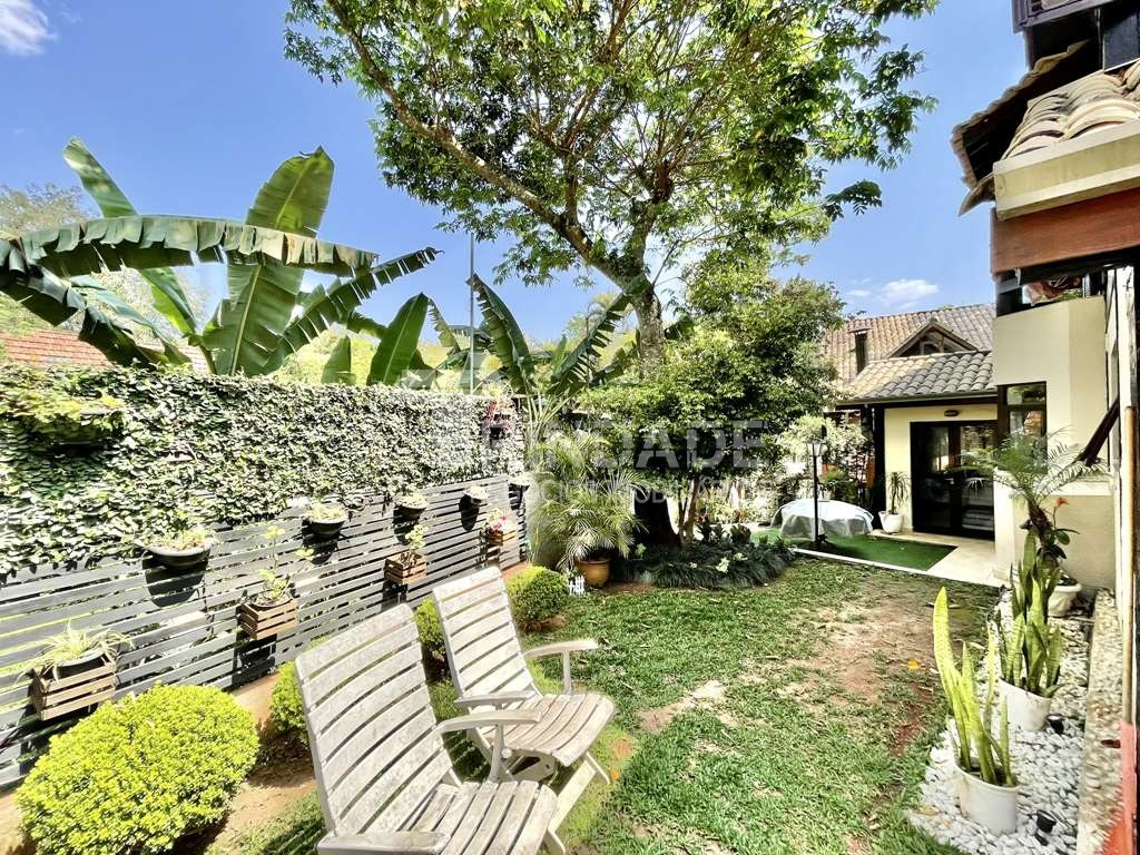 Casa com 3 dormitórios (sendo 1 suíte) / 183,31m² na Granja Viana, foto 18 de 55