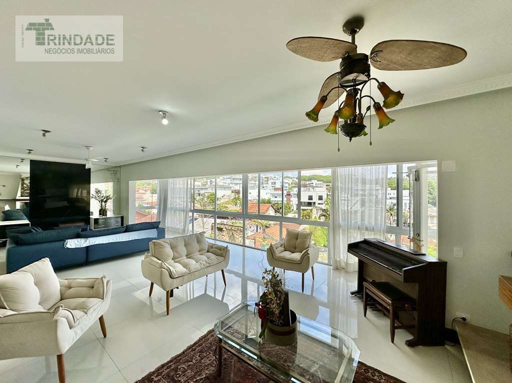 Casa com 5 suítes, elevador panorâmico e piscina na Granja Viana, foto 42 de 60