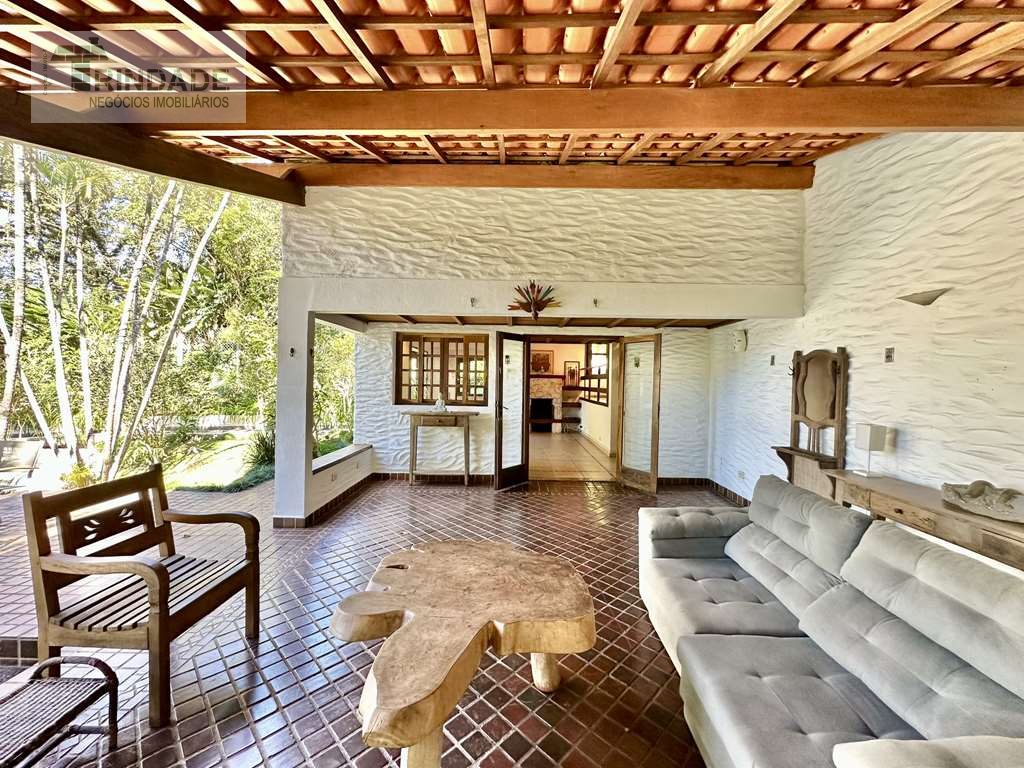 Casa térrea, impecável com 3 dormitórios / 1 suíte na Granja Viana, foto 22 de 50