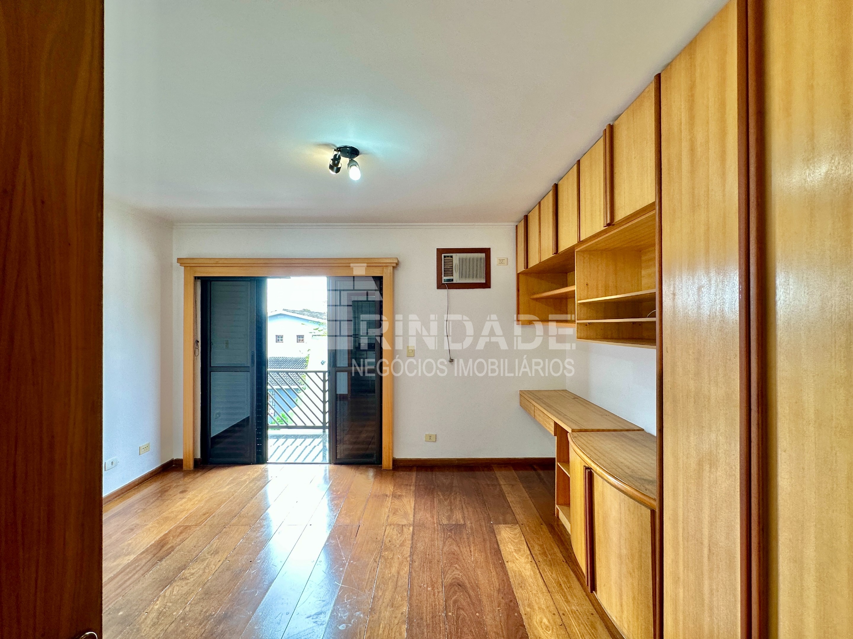 Excelente casa com 4 suítes na Granja Viana, foto 53 de 58