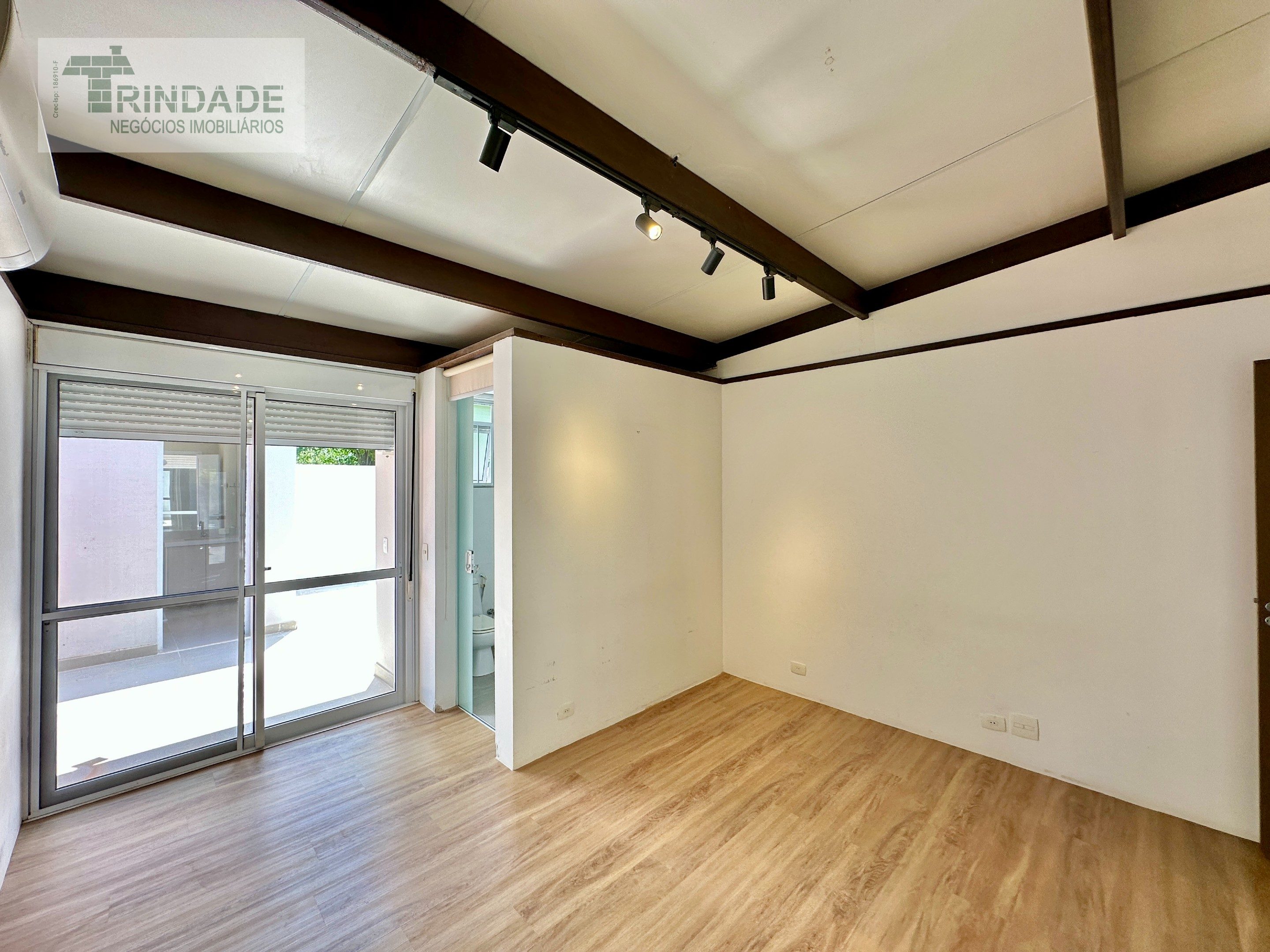 Casa térrea moderna com 3 suítes na Granja Viana, foto 45 de 56