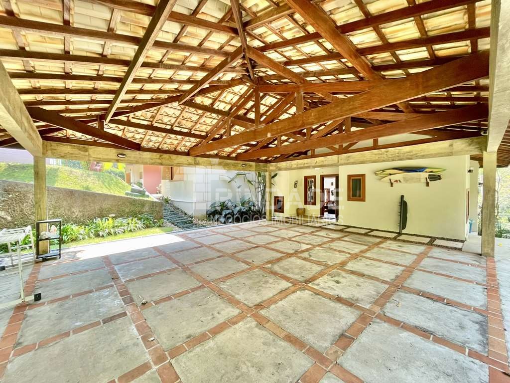 Casa com 4 suítes, piscina e campo de futebol na Granja Viana, foto 14 de 48