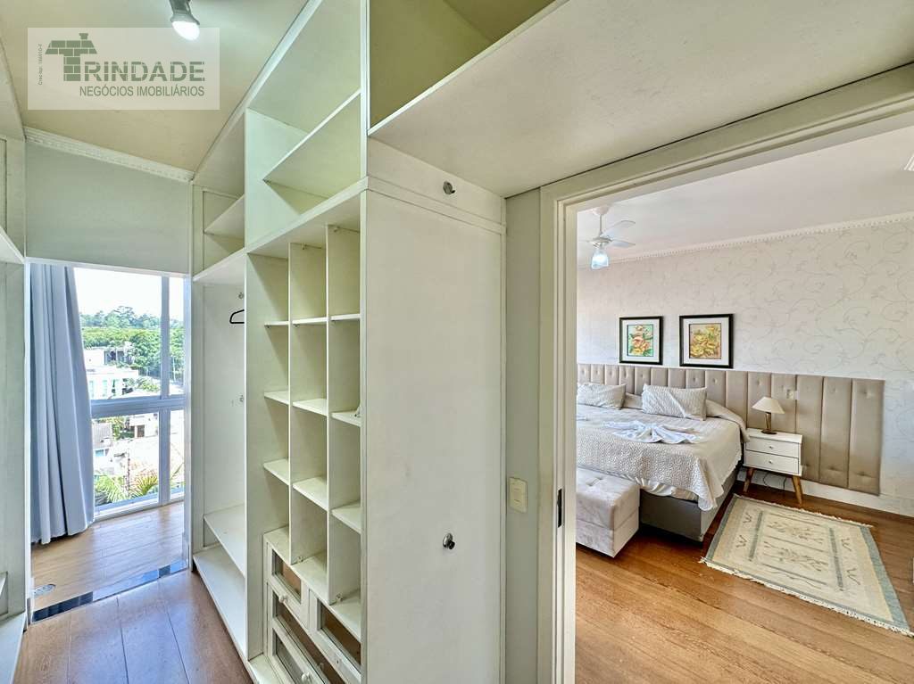 Casa com 5 suítes, elevador panorâmico e piscina na Granja Viana, foto 34 de 60