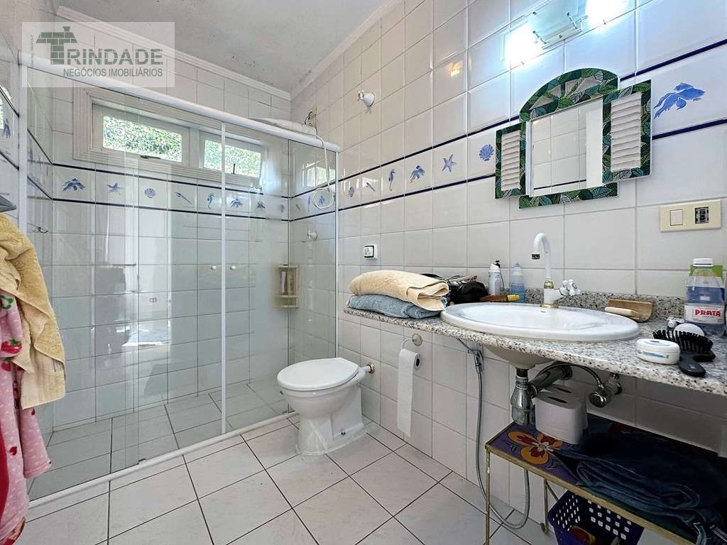 Casa térrea com 3 suítes na Granja Viana, foto 37 de 42