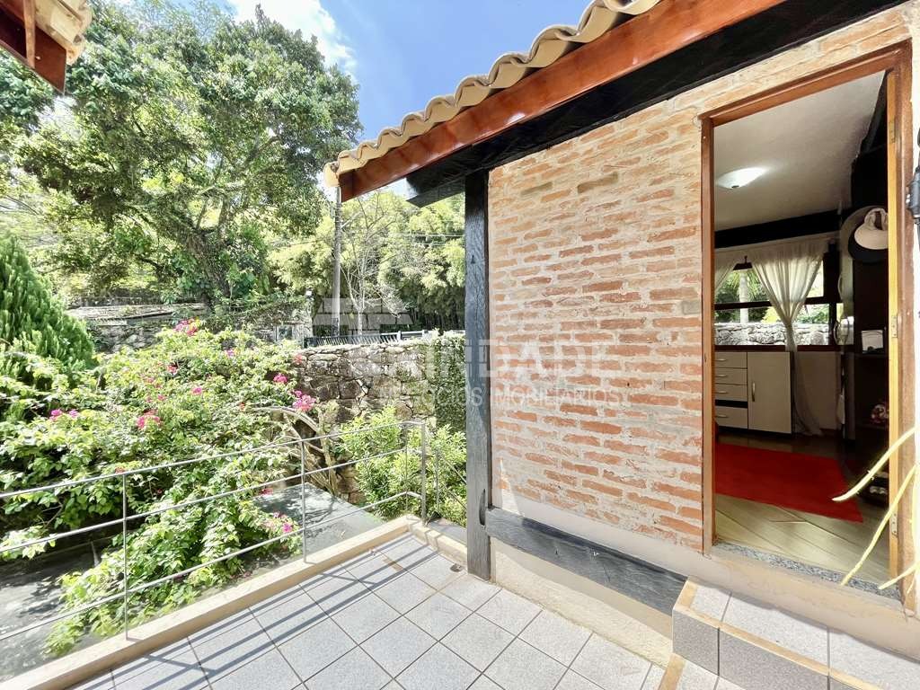 Casa com 3 dormitórios (sendo 1 suíte) / 183,31m² na Granja Viana, foto 39 de 55