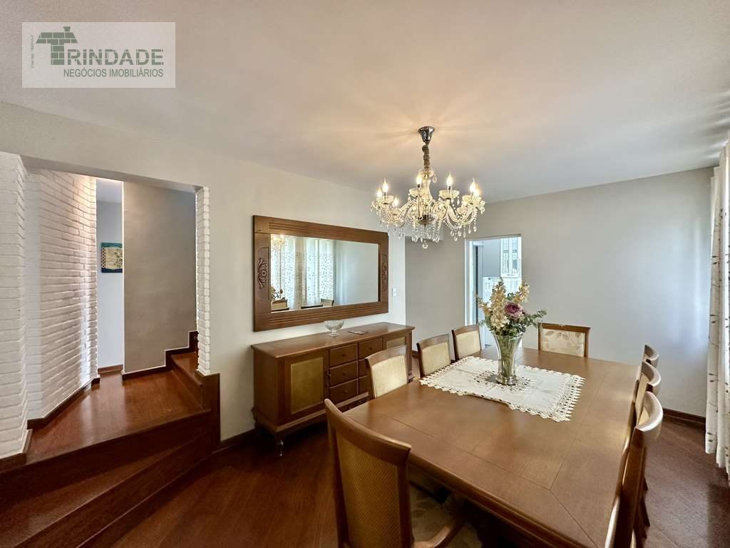 Casa com 5 suítes, gourmet e piscina na Granja Viana, foto 17 de 54