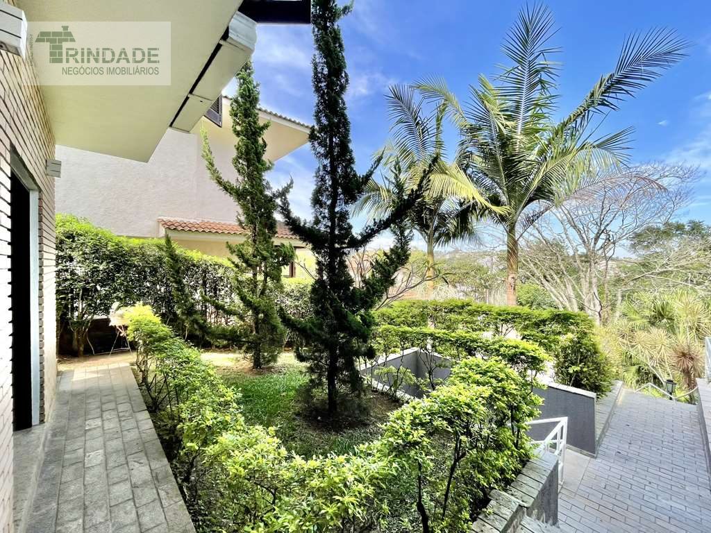 Casa com 4 dormitórios / 2 suíte na Granja Viana, foto 13 de 53