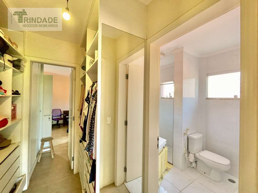 Linda casa c/ 4 suítes, lareira, gourmet e piscina!, foto 32 de 54
