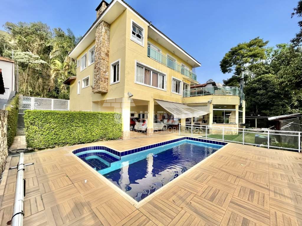 Casa impecável com 4 dormitórios / 3 suítes , foto 1 de 50