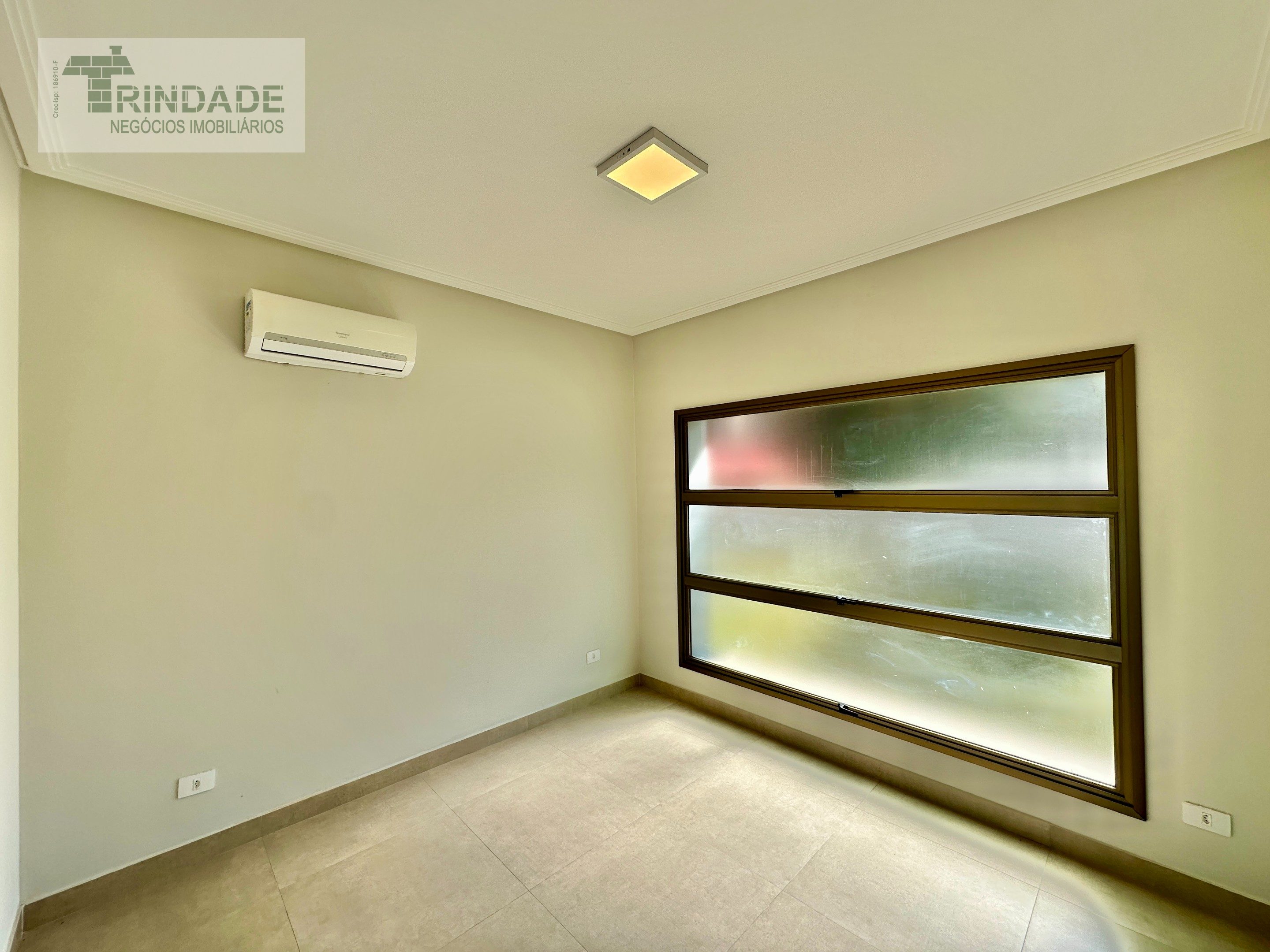 Casa impecável com 3 suítes, área gourmet, escritório e linda vista na Granja Viana, foto 10 de 56