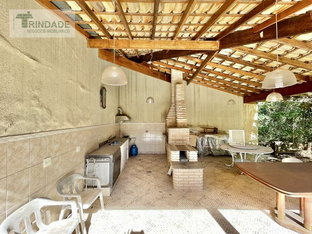 Casa impecável com 5 dormitórios / 3 suítes na Granja Viana, foto 34 de 53