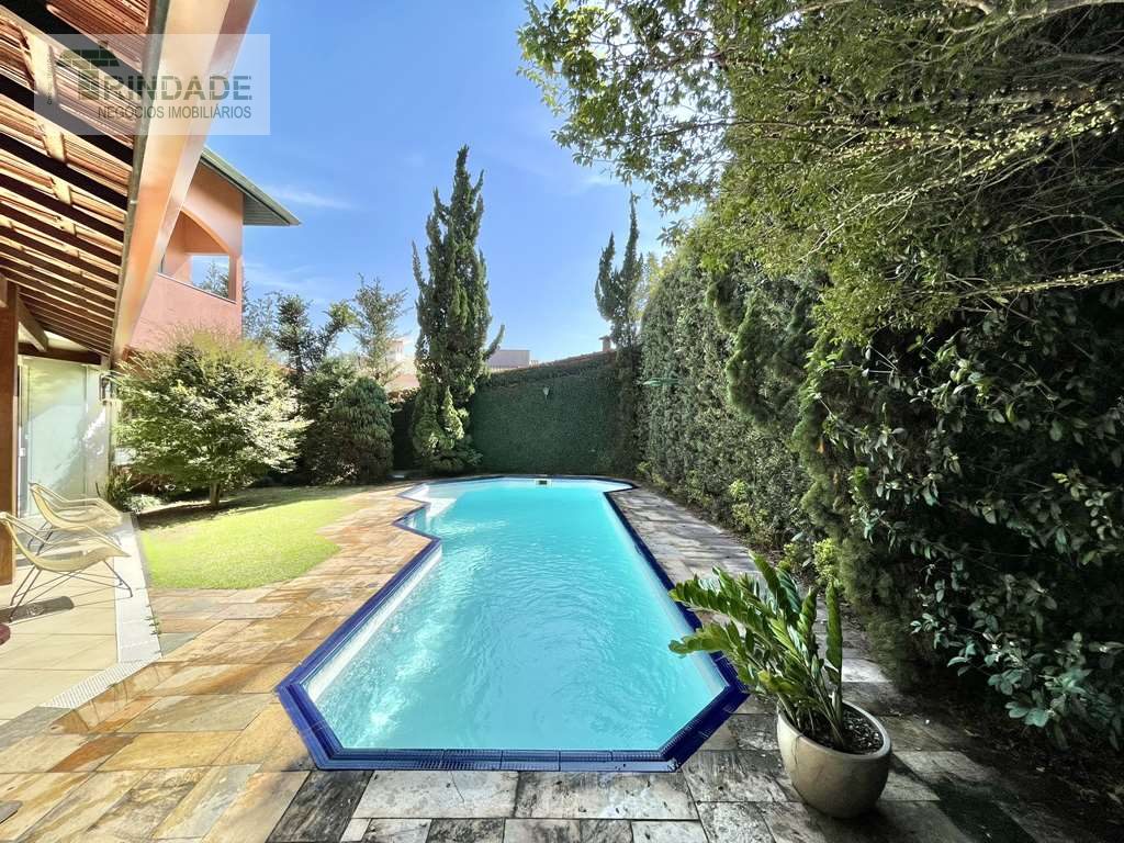Linda casa c/ 4 suítes, lareira, gourmet e piscina!, foto 26 de 54