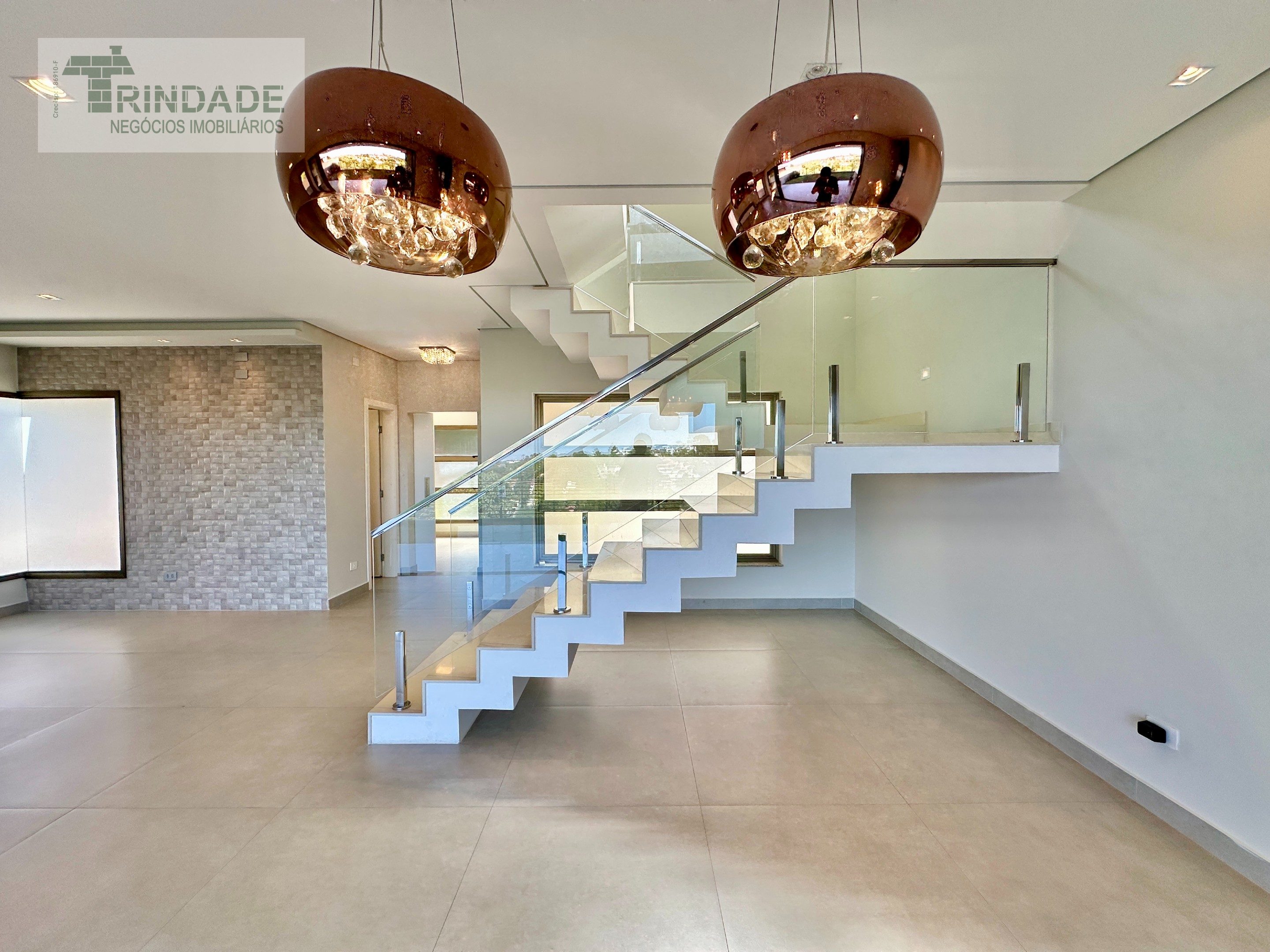 Casa impecável com 3 suítes, área gourmet, escritório e linda vista na Granja Viana, foto 36 de 56