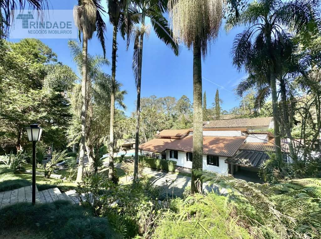 Casa térrea, impecável com 3 dormitórios / 1 suíte na Granja Viana, foto 2 de 50