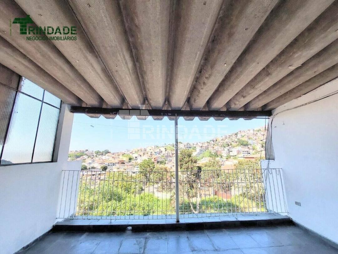 Casa com 3 dormitórios, 143 m², foto 12 de 34